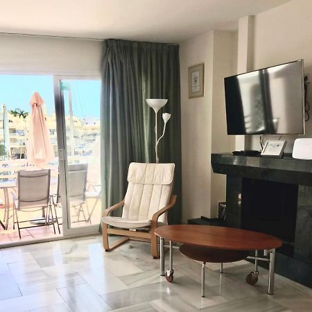 בנאלמדנה Apartamento En Puerto Marina B32 מראה חיצוני תמונה