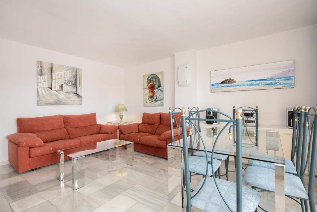 בנאלמדנה Apartamento En Puerto Marina B32 מראה חיצוני תמונה