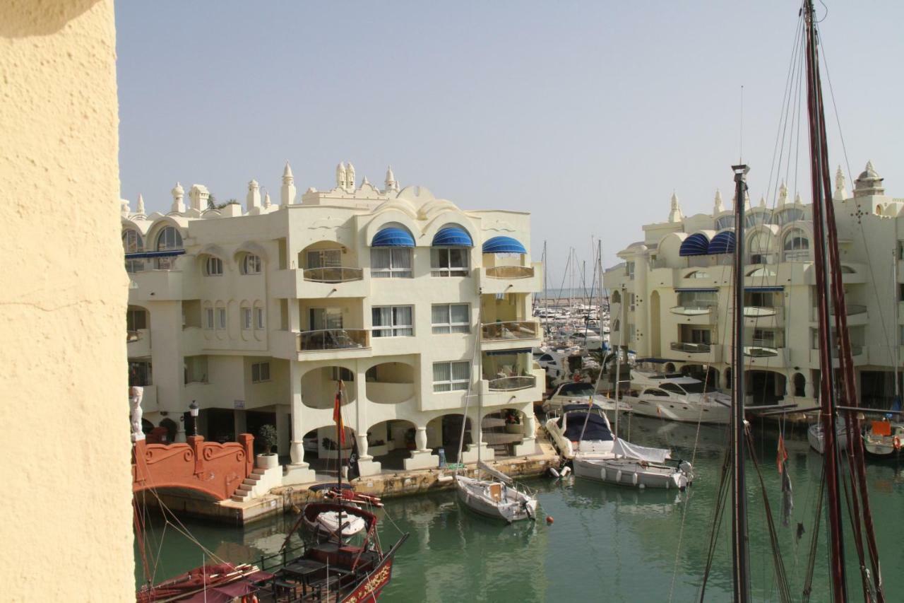 בנאלמדנה Apartamento En Puerto Marina B32 מראה חיצוני תמונה