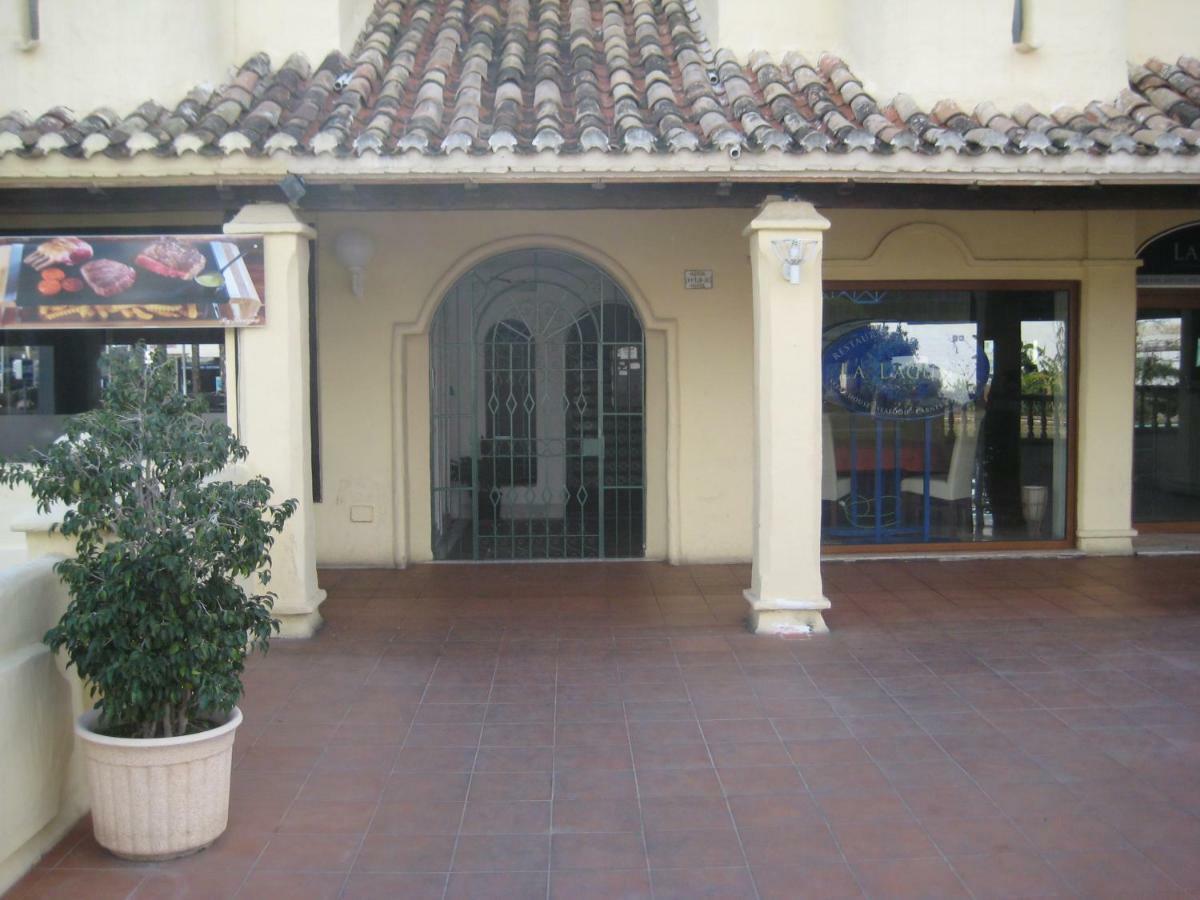בנאלמדנה Apartamento En Puerto Marina B32 מראה חיצוני תמונה