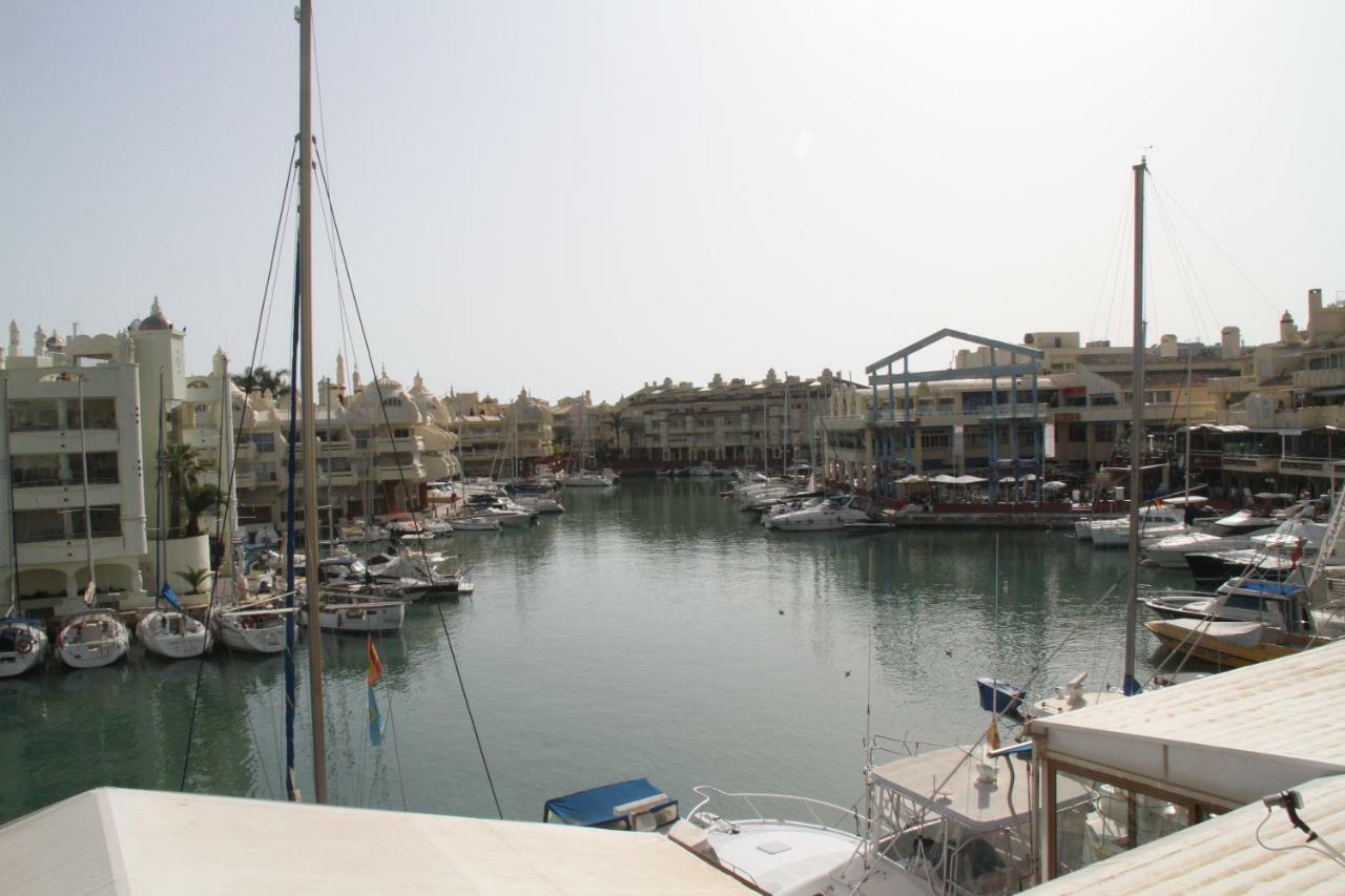 בנאלמדנה Apartamento En Puerto Marina B32 מראה חיצוני תמונה